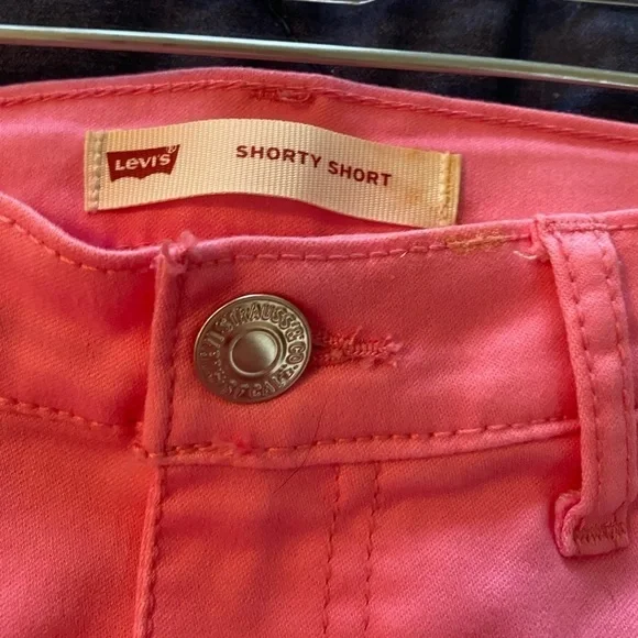 NWOT Girls Size 16 Reg Levi’s Pink Shorty Shorts - Picture 3 of 9
